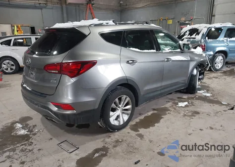 2017 Hyundai Santa Fe Sport 2.0T z USA, uszkodzony, nr VIN 5XYZUDLA9HG491309